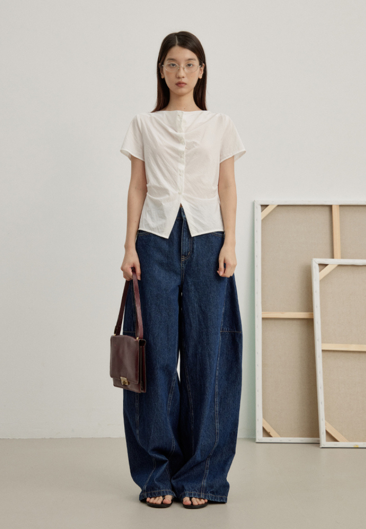loose wide pants