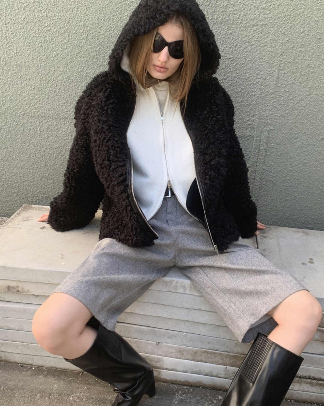 Tailored Wool Mid Pants