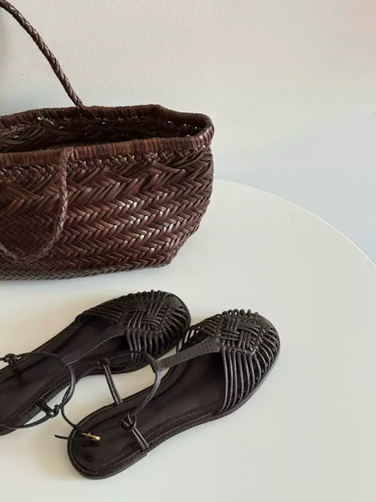 round-toe sandals