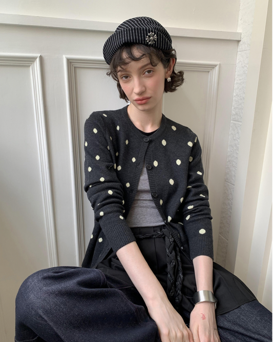 Round Neck Polka Dot Knit