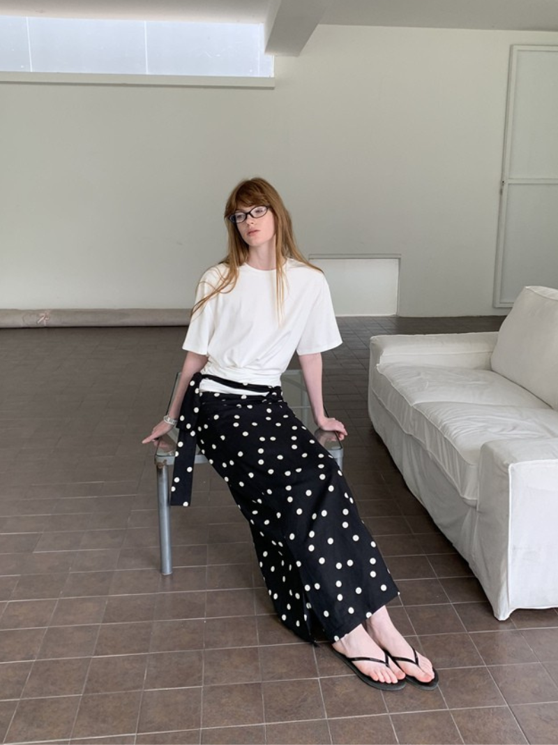 dot long skirt