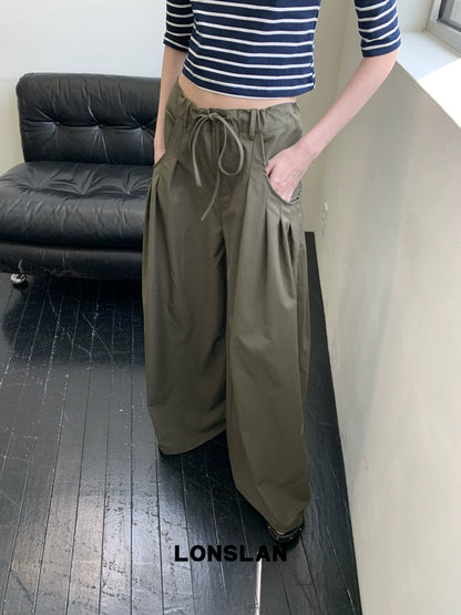 wide-leg pants